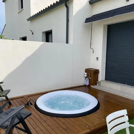 Appartement Avec Spa-Avril A Sept-Camargue 4 Personnes Saint-Laurent-dʼAigouze Buitenkant foto