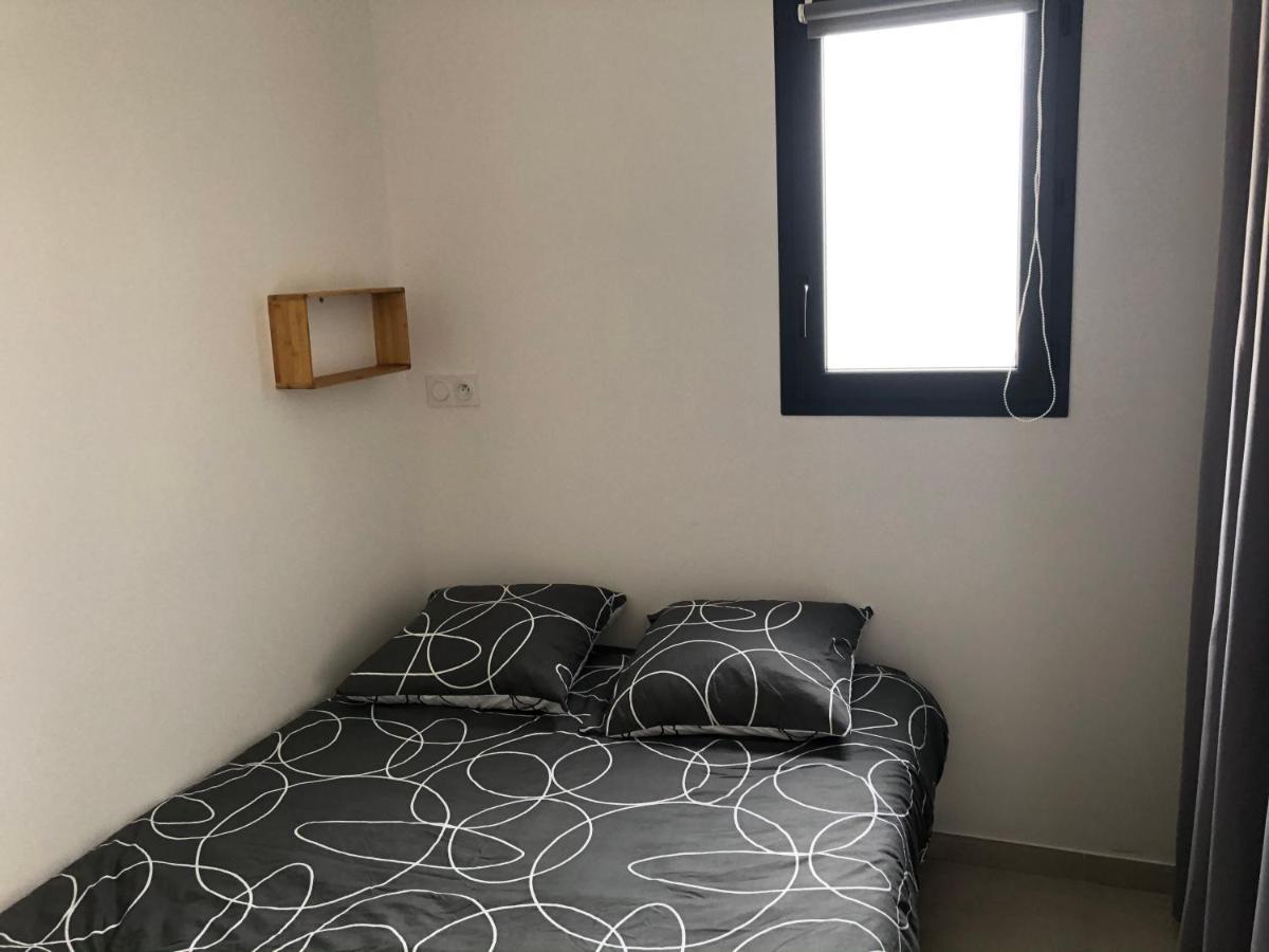Avec Spa-avril A Sept-camargue 4 Personnes Apartment