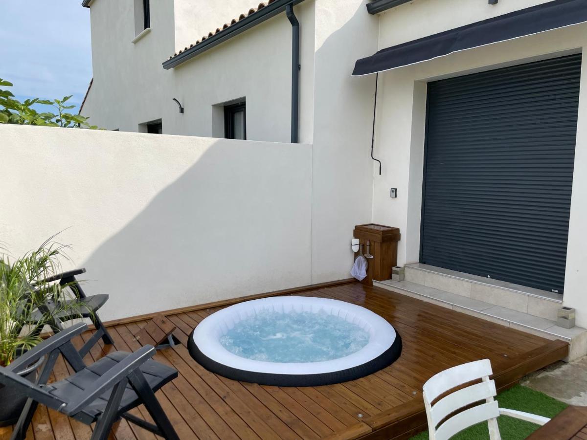 Avec Spa-avril A Sept-camargue 4 Personnes