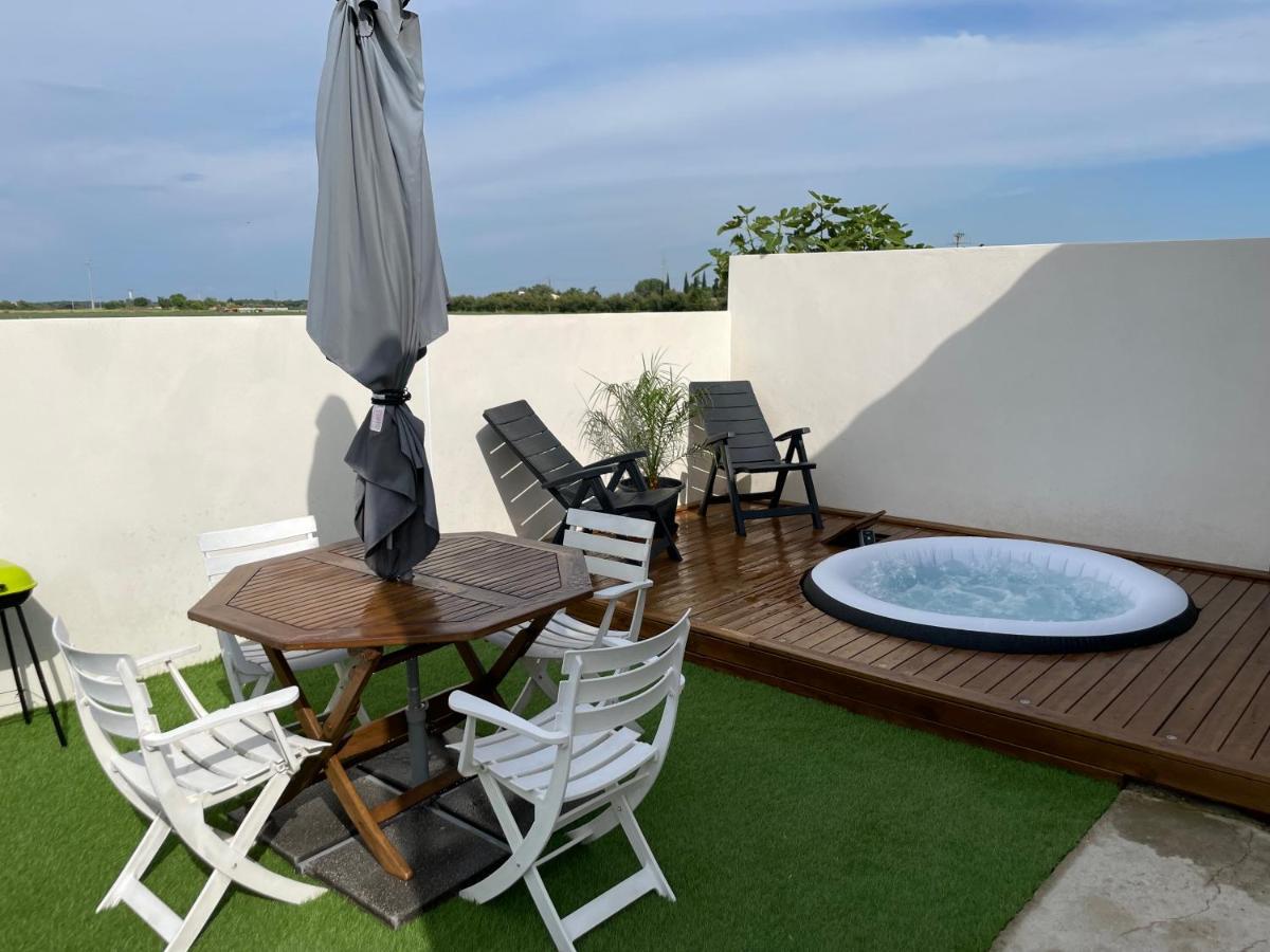 Avec Spa-avril A Sept-camargue 4 Personnes *